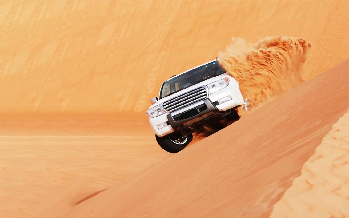 02 Dune Bashing in 4×4 Land Cruisers